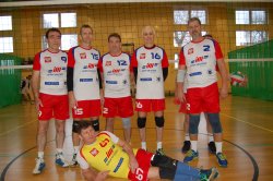 alt=&quot;Zawodnicy podczas gry.&quot;