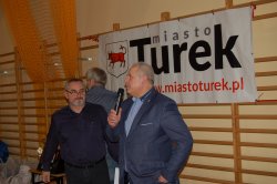 alt=&quot;Na zdjęciu Z-ca Burmistrza Miasta Turku Pan Jerzy Kurzawa i główny sędzia zawodów.&quot;