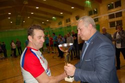 alt=&quot;Wręczanie nagród i pucharów najlepszym drużynom.&quot;